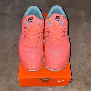 Nike Free Run Sneaker Size 6.5